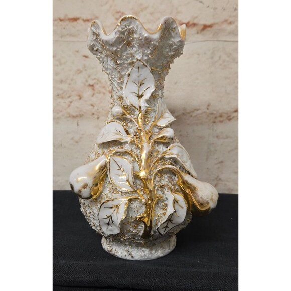 7" Vintage Ceramic Vase Mid Century Modern White Gold Leaf Design - Picture 1 of 7